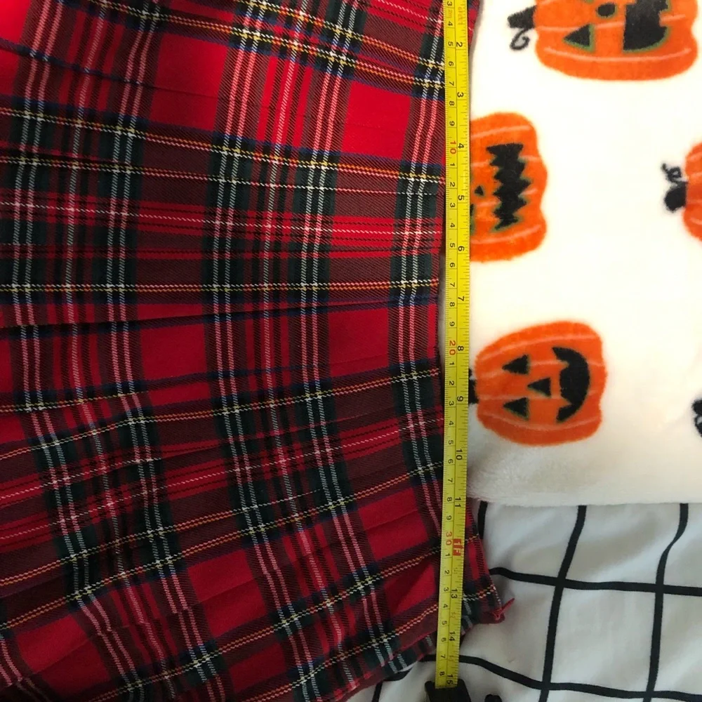 Brandy Melville flowy skirt - Picture 5 of 6